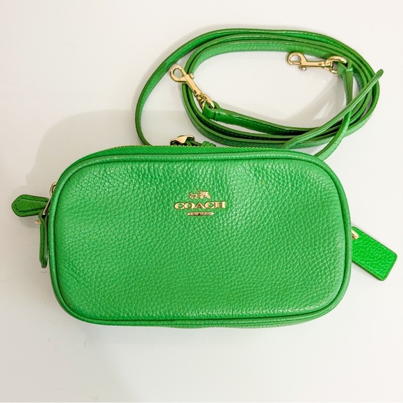 Vintage COACH Crossbody Green Purse in Polished Pebble Leather - Picture 2 of 13